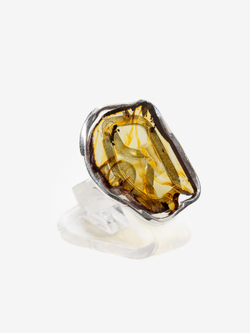 Уникальный комплект из серебра с цельным Калининградским янтарем, серебро 925 пробы