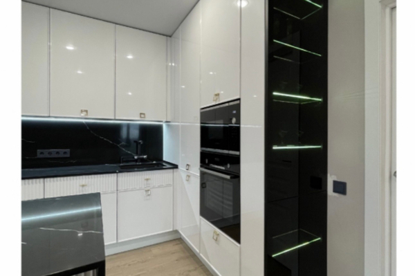 Примеры современных кухонь в дизайне из интернета