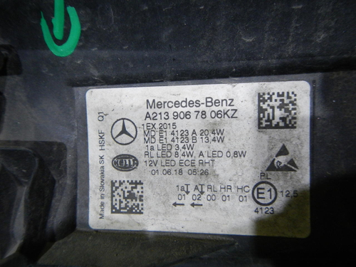 Битая Фара правая Mercedes E W213 (2016-2021) LED