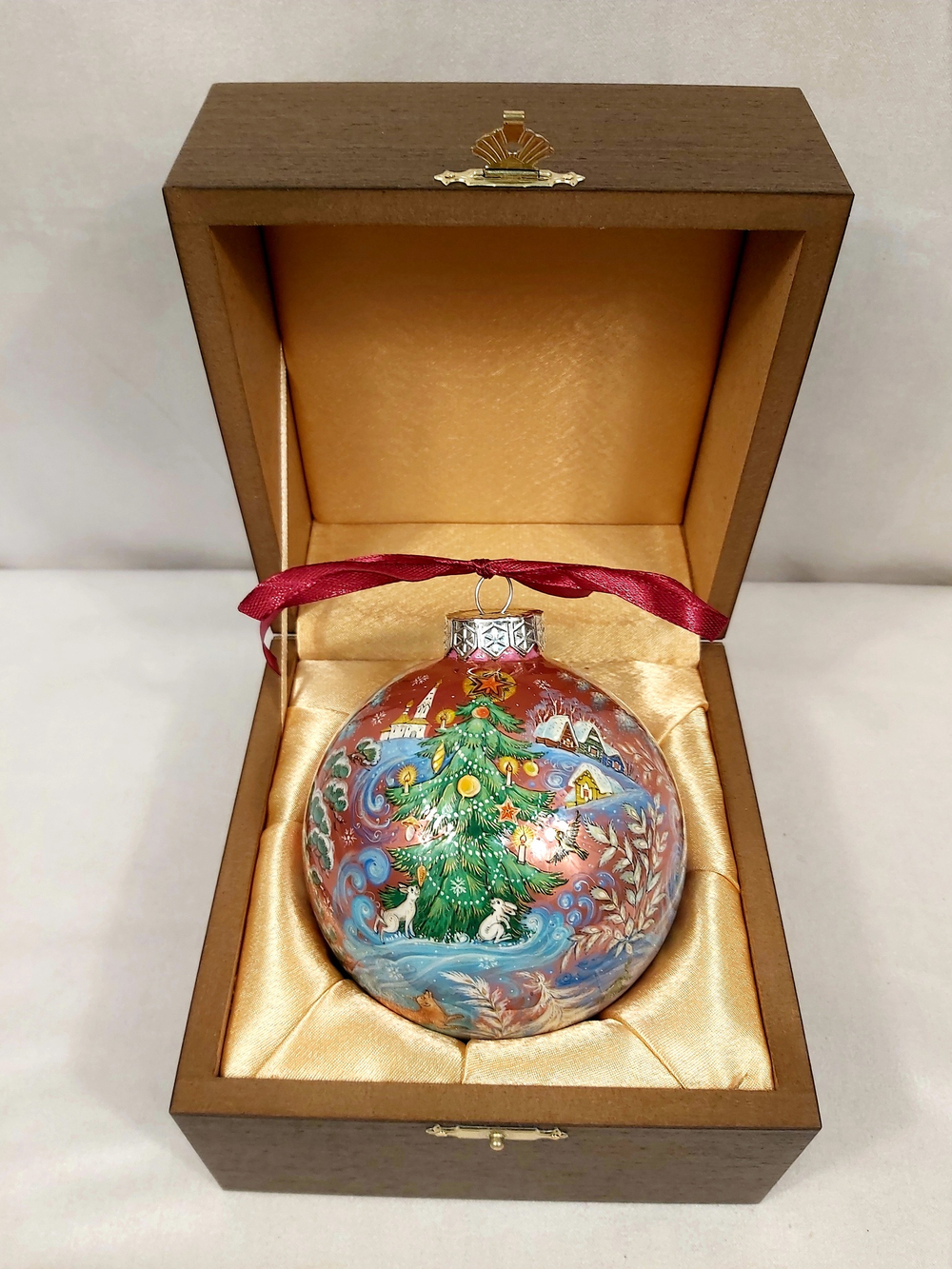 Шар новогодний с ручной росписью Палех "Тройка" в футляре