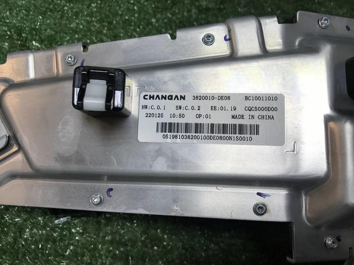 Приборная панель Changan Uni-V (2022-н.в.)