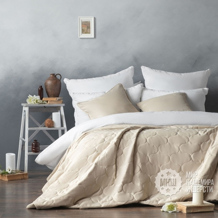 Покрывало для спальни велюровое ДОВВЕР (арт. BL02-288-02) - 230х250 см. - бежевое