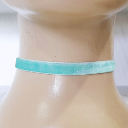 Мятный велюровый Чокер 1 см. 1 штука