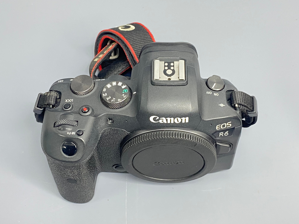 Canon EOS R6 810.000 кадров