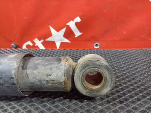 Амортизатор задний