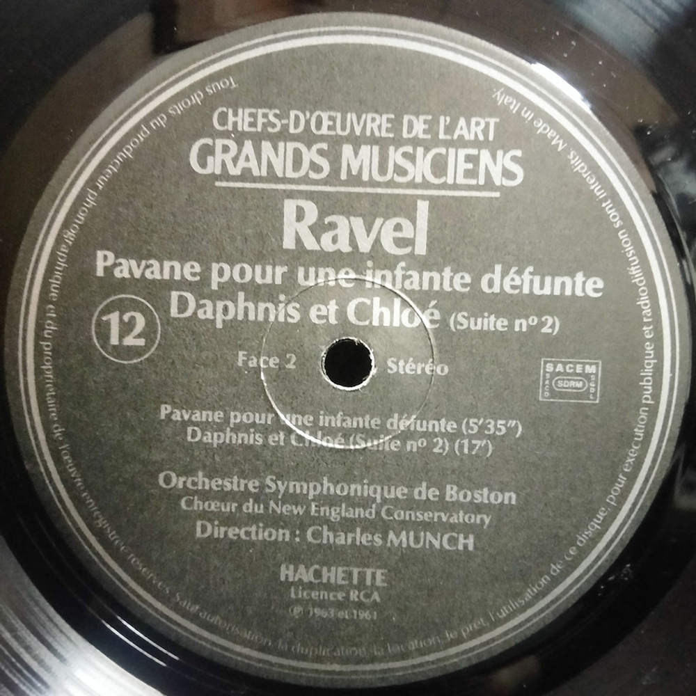 Charles Munch / Maurice Ravel: Bolero - La Valse - Pavane - Daphnis Et Chloe (LP)