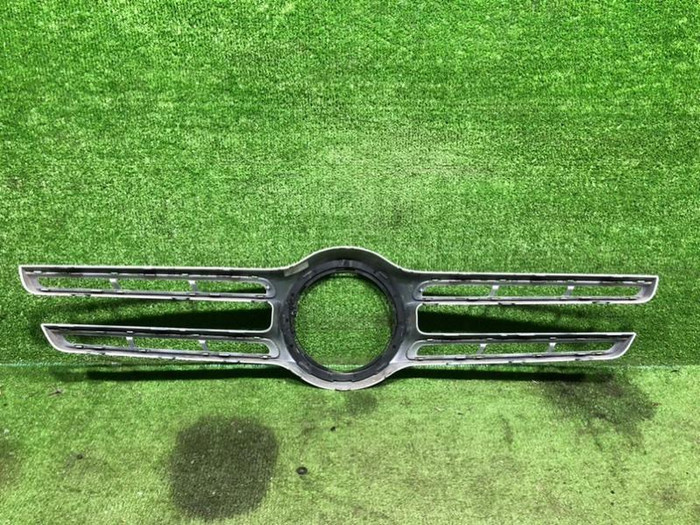 Накладка решетки радиатора Mercedes GLS x166 (2015-2019)