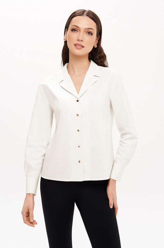 23413 Блузка женская (молочный)