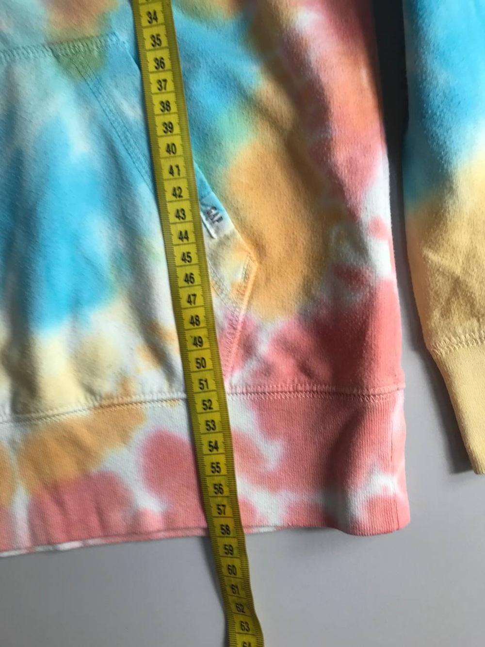 Толстовка Gap яркая и стильная, на 11/12 лет