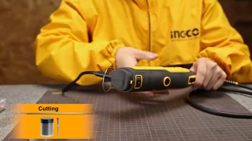 Гравер электрический с гибким валом INGCO MG13328 130 Вт