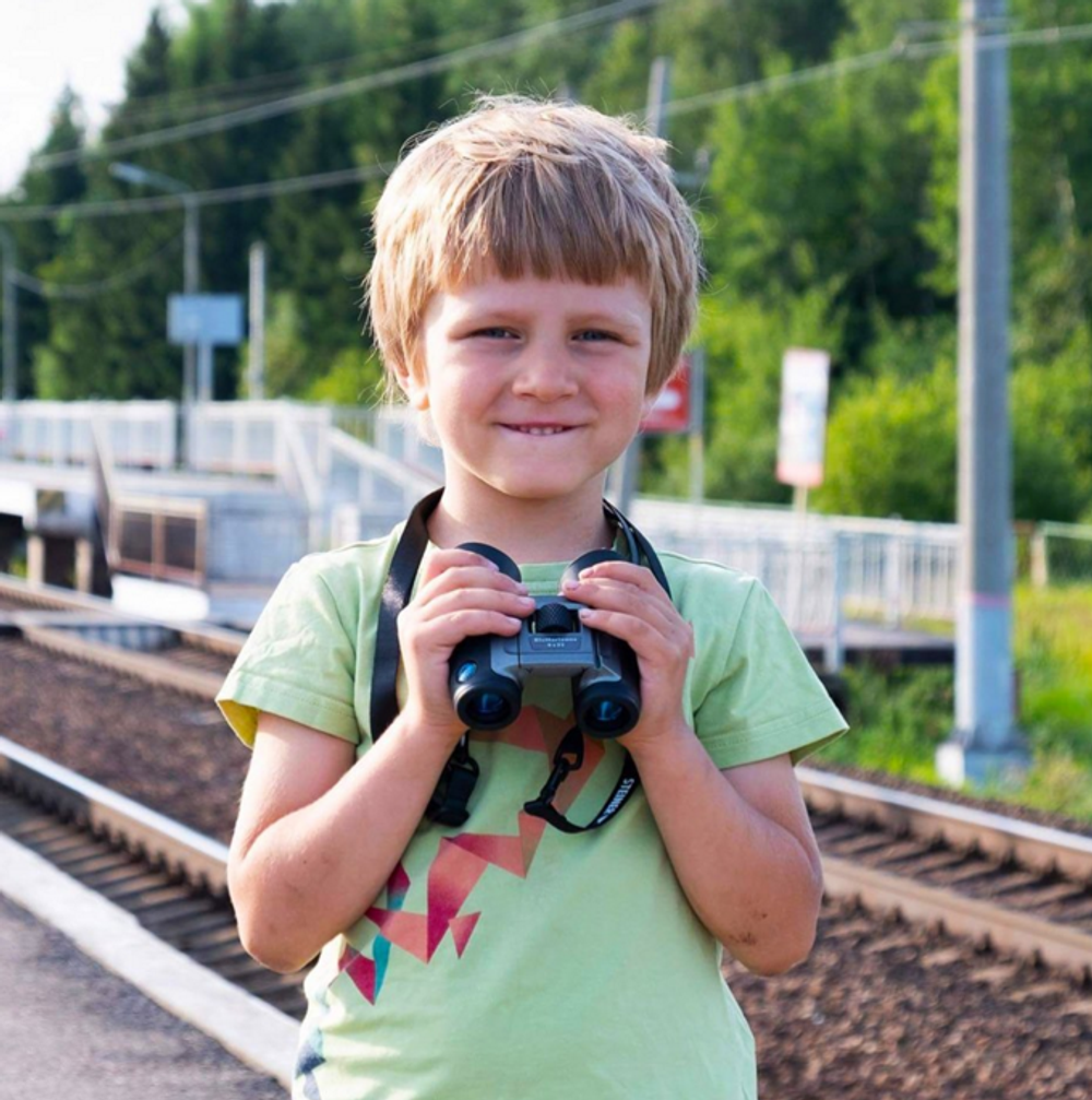 STEINER BluHorizons 8x22. Бинокль для наблюдений