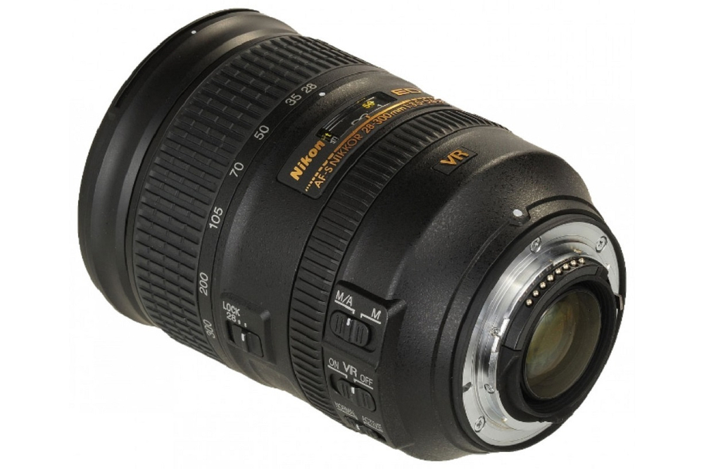 Nikon 28-300mm f/3.5-5.6G ED VR AF-S Nikkor