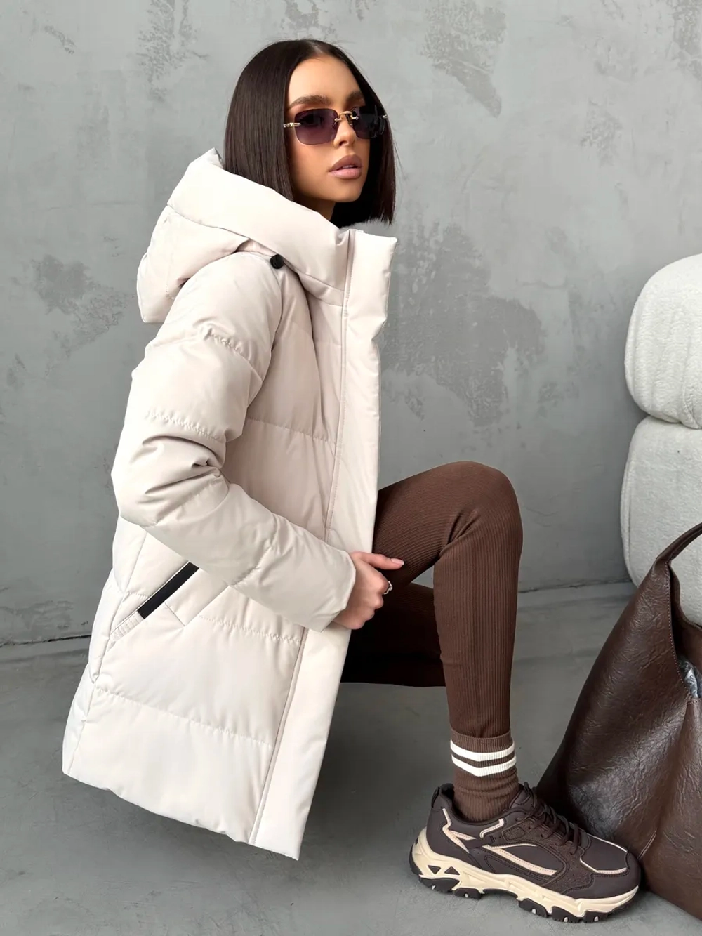 Куртка демисезонная с капюшоном удлиненная