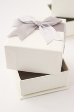 Футляр «Виктория» с флокированным ложементом для украшений