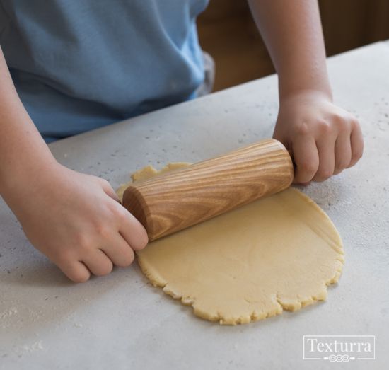 Малая цельная скалка без узора
