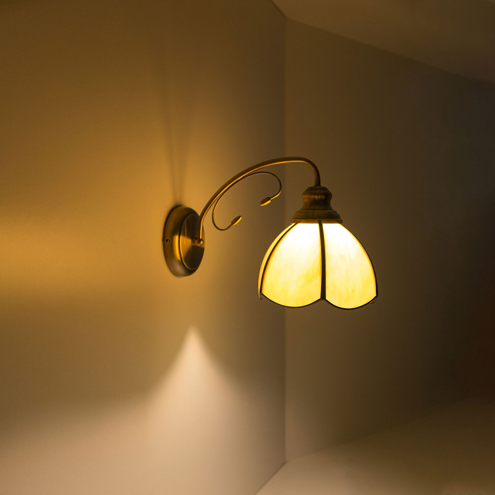 Citilux Познань CL443311 Бра витражное Бронза