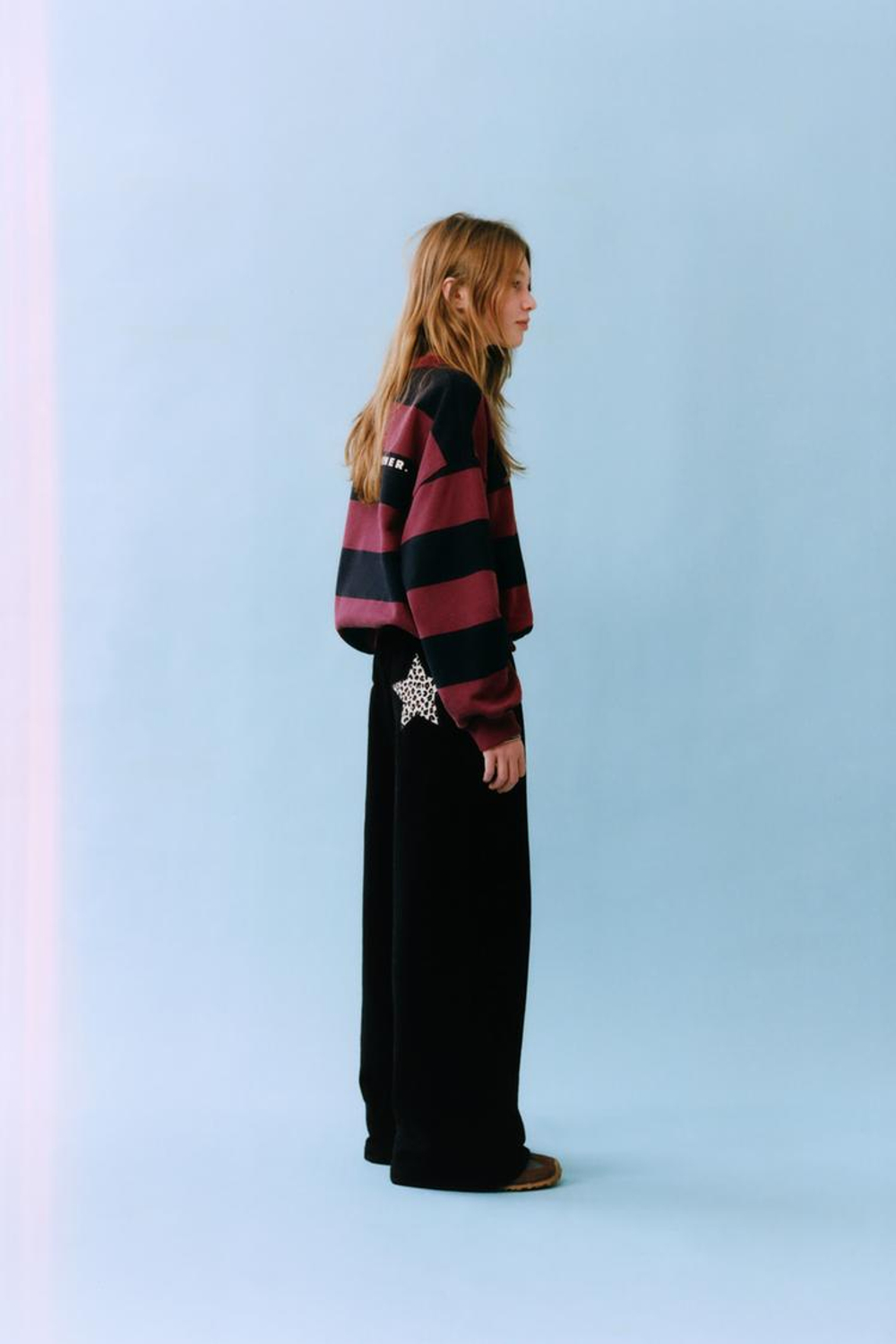 ZARA ТОЛСТОВКА В ПОЛОСКУ С ВИШНЯМИ, БУРГУНДИ