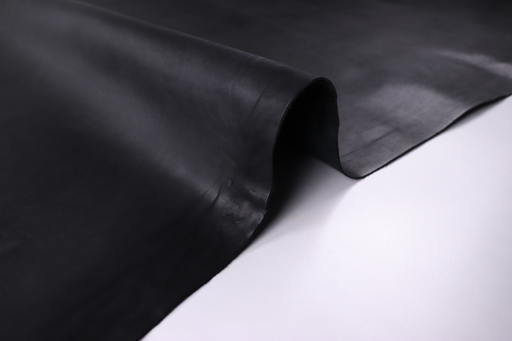1,3-1,5 Кожа лицевая черная с отделкой ANTICA 159дм² (КЛ)