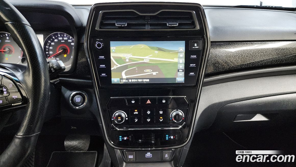KG Mobility (Ssangyong) Very New Tivoli Дизель 1.6 2WD (04.2020)
