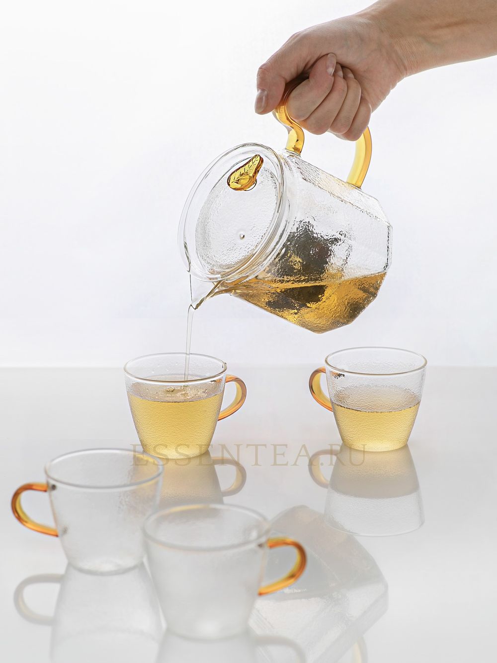 чайник и чашки