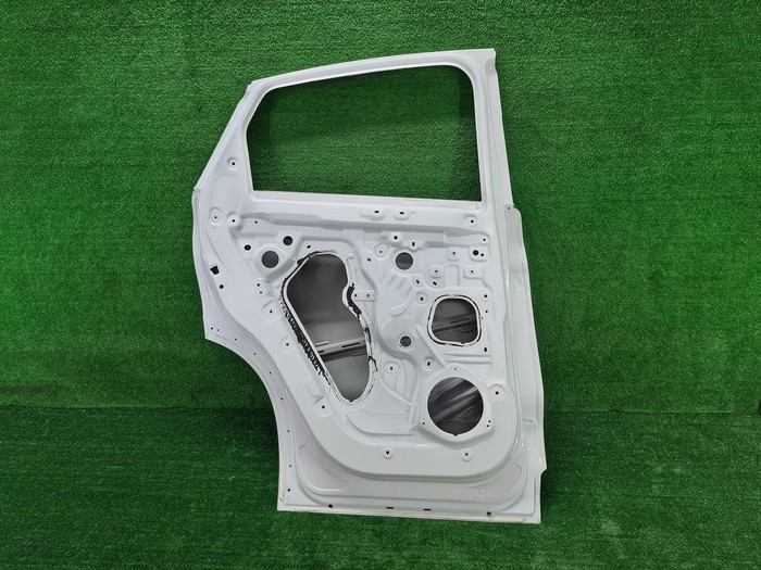 Дверь задняя левая Geely Tugella (2019-н.в.)