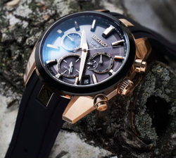Seiko SSH024J1
