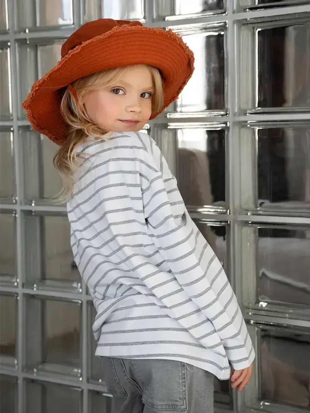 Лонгслив для девочки осенний