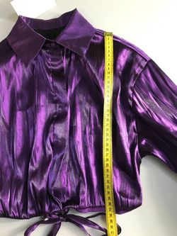 Блузка атласная короткая, визуально на 44 размер