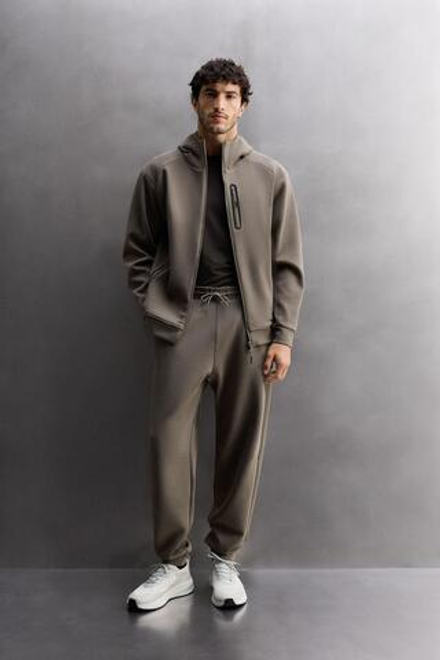 ZARA ТЕХНИЧЕСКАЯ ТОЛСТОВКА НА МОЛНИИ С КАПЮШОНОМ, ПЕСОЧНЫЙ