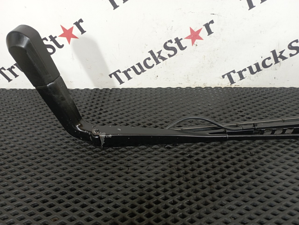 Поводок стеклоочистителя