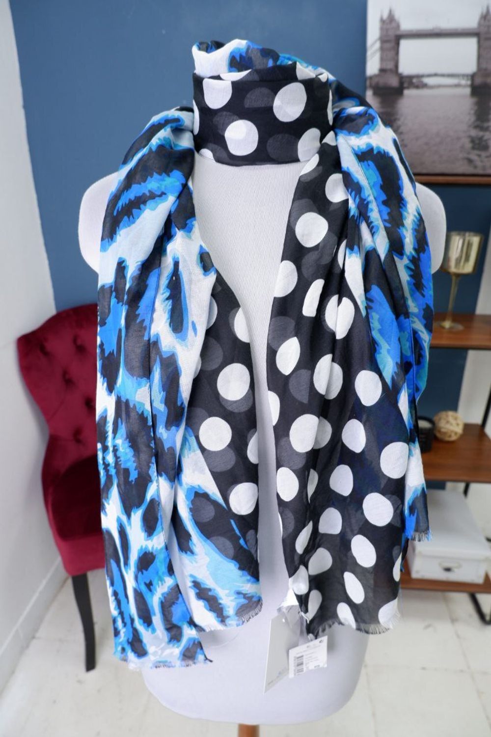 Шарф De Facto с принтом, новый