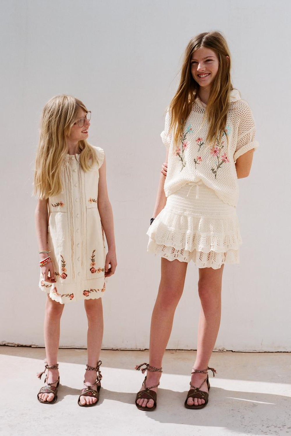 ZARA ВЯЗАНЫЙ ЖИЛЕТ С ВЫШИВКОЙ, ЖЕЛТОВАТО-БЕЛЫЙ