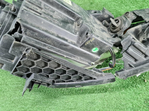 Битая Фара левая Hyundai Solaris 2 (2020-н.в.) галоген