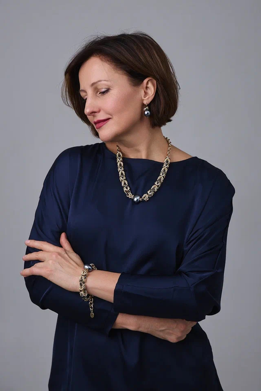 Браслет Византия биколор: золото и графит с темно-серой плоской жемчужиной