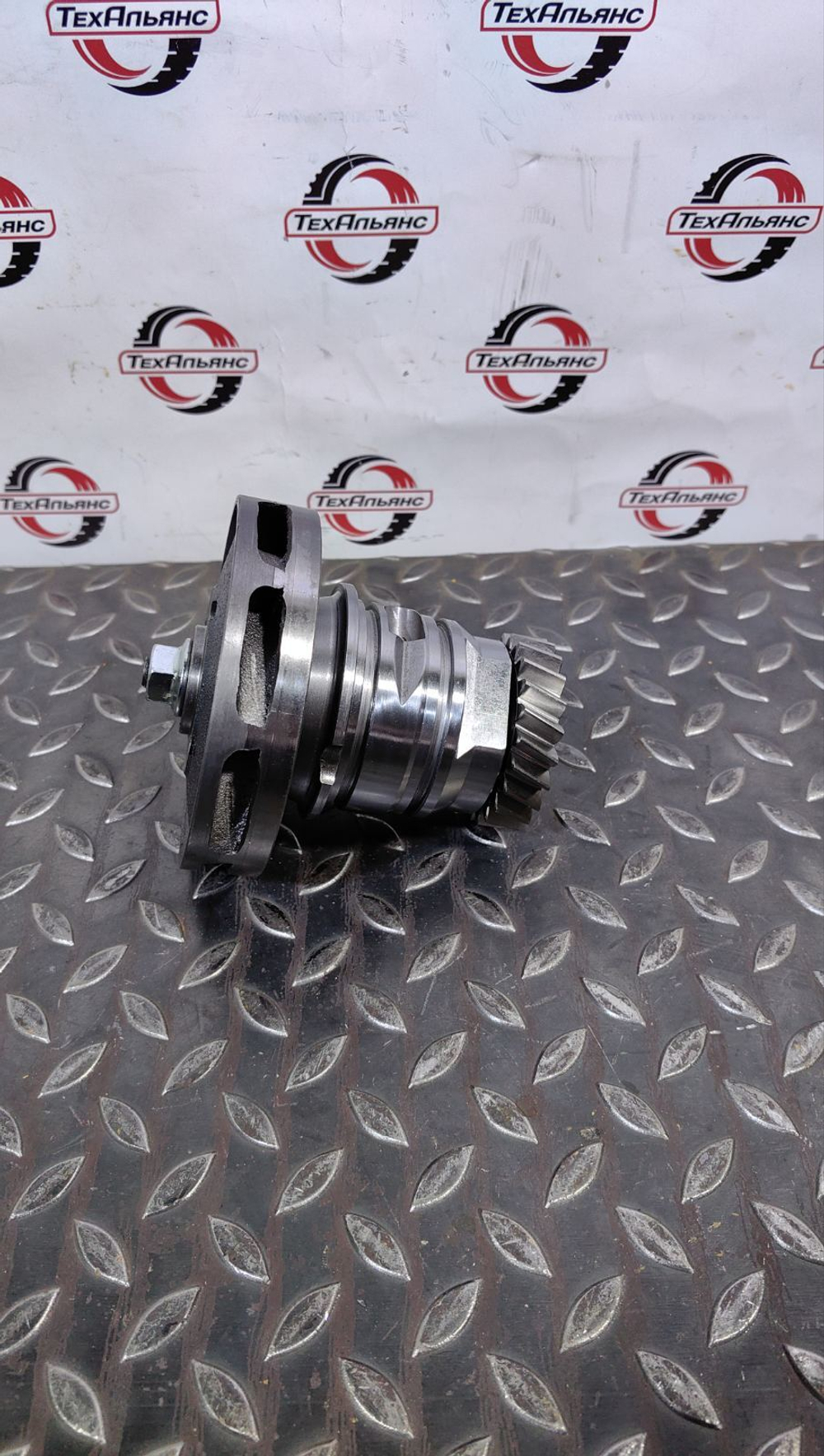 Водяная помпа 9887944