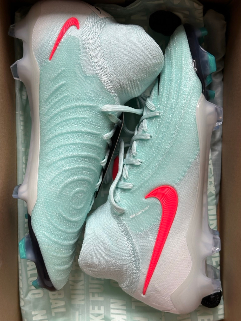 Бутсы Nike Phantom Luna 2 Elite FG - голубой