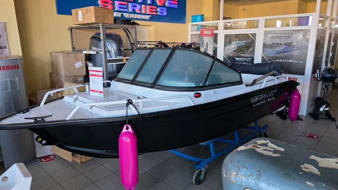 Лодка Беркут S-Jacket в наличии