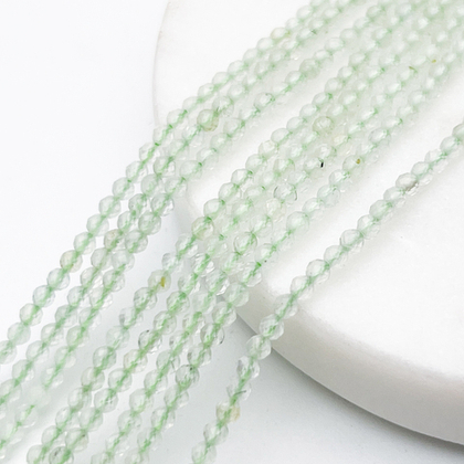 Пренит граненый бусины, размер около 2,5 мм, цена за нить 38 см