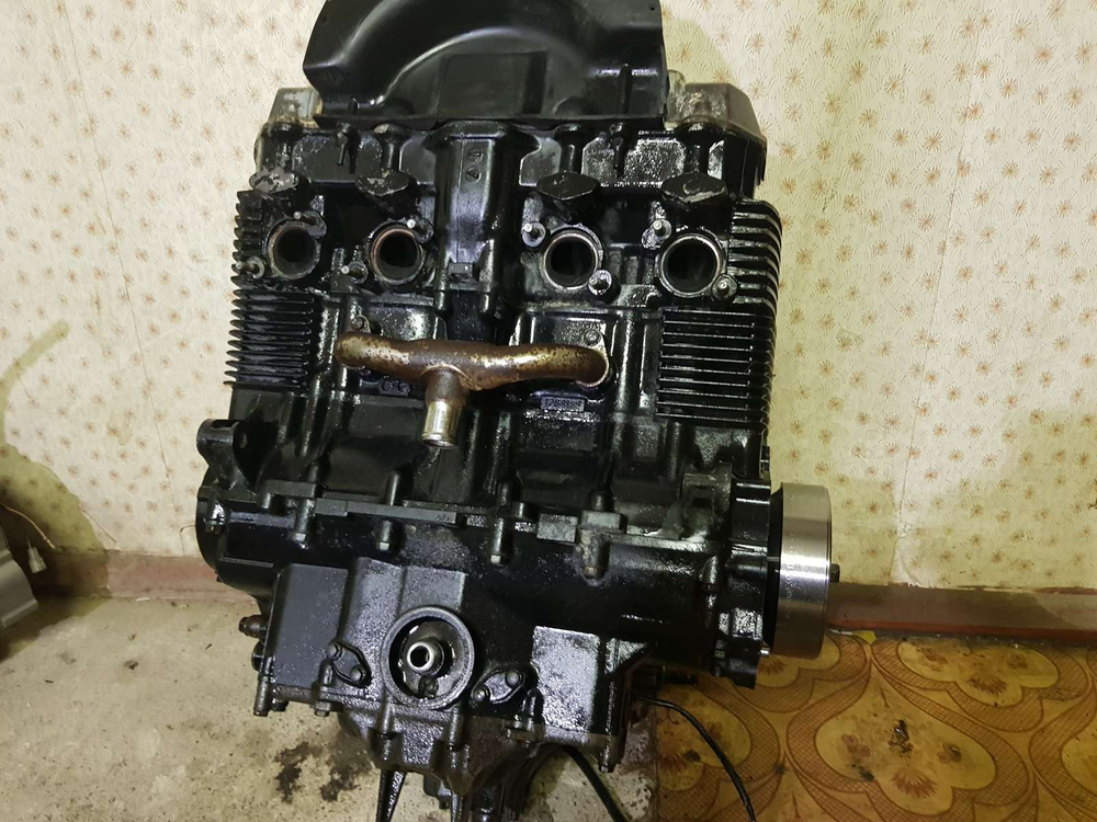 двигатель Honda X4