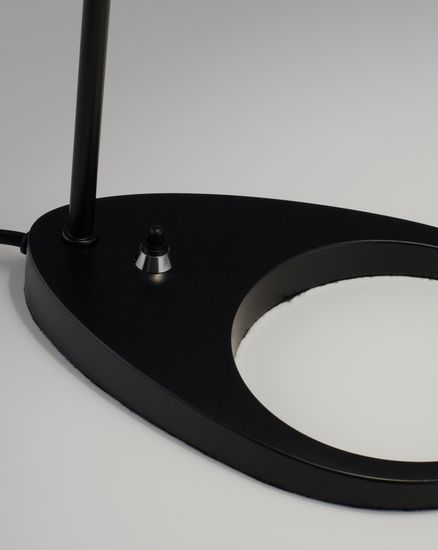 Лампа настольная Moderli V11333-1T Turin