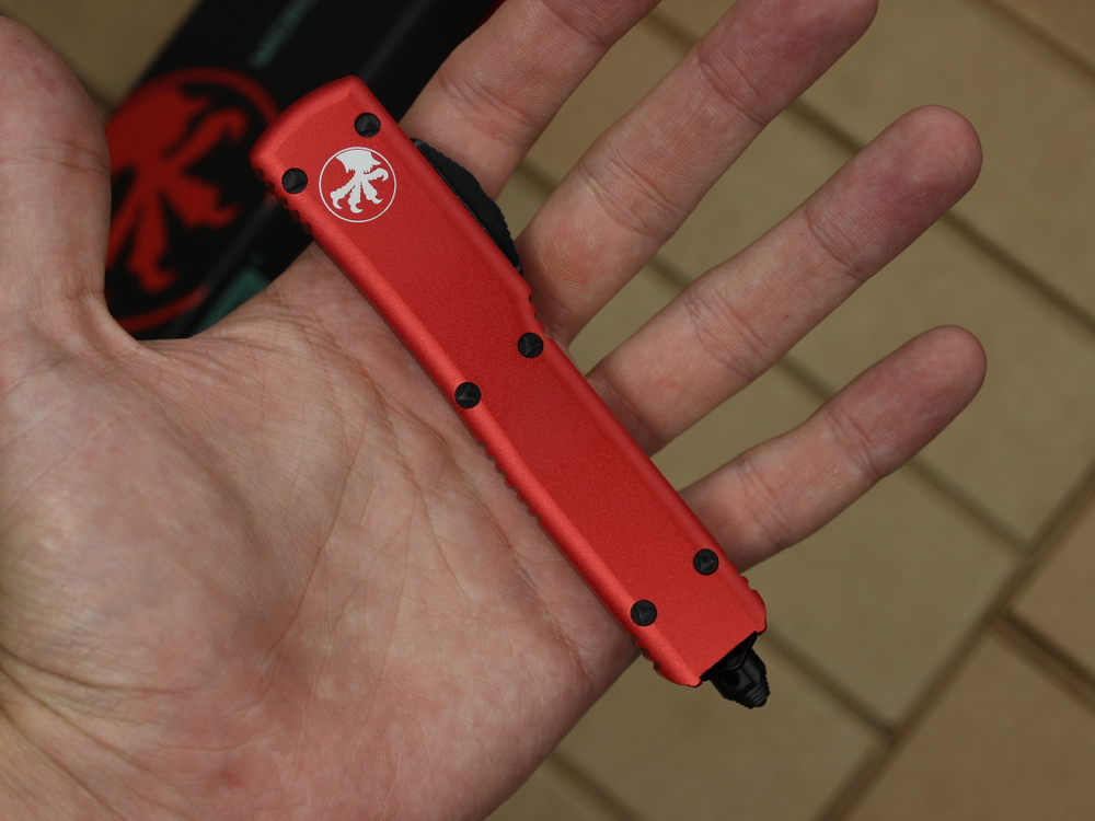 Нож Microtech Ultratech S/E - красная рукоять, клинок сатин RK-355