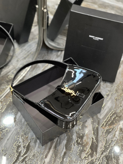 Saint Laurent Le 5 à 7 Hobo Bag