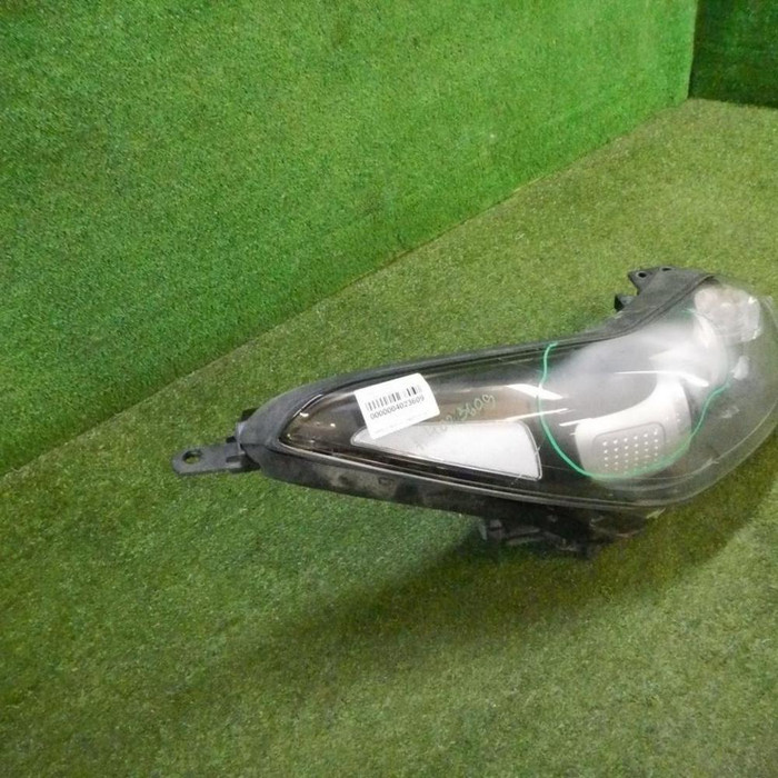 Фара правая Kia Sportage 4 QL (2016-2018) галоген