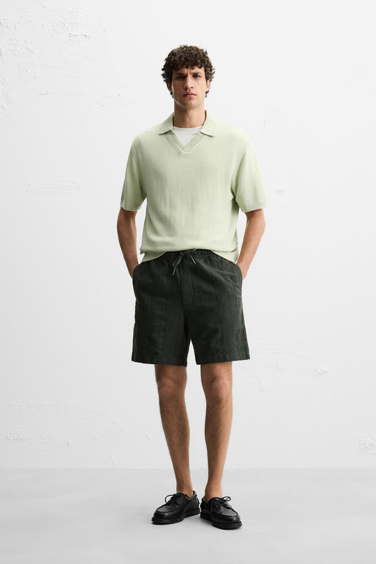 ZARA ШОРТЫ REGULAR FIT ИЗ РЕЛЬЕФНОЙ ТКАНИ, ЗЕЛЕНЫЙ