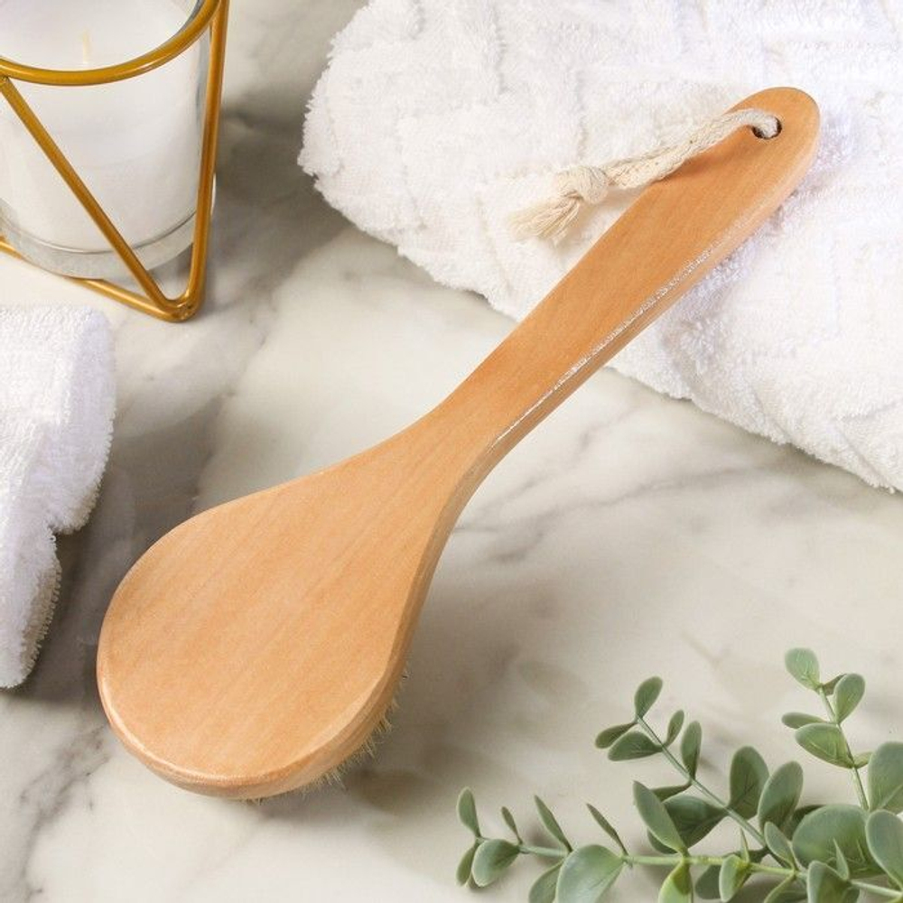 Массажная щётка из натуральной щетины с ручкой