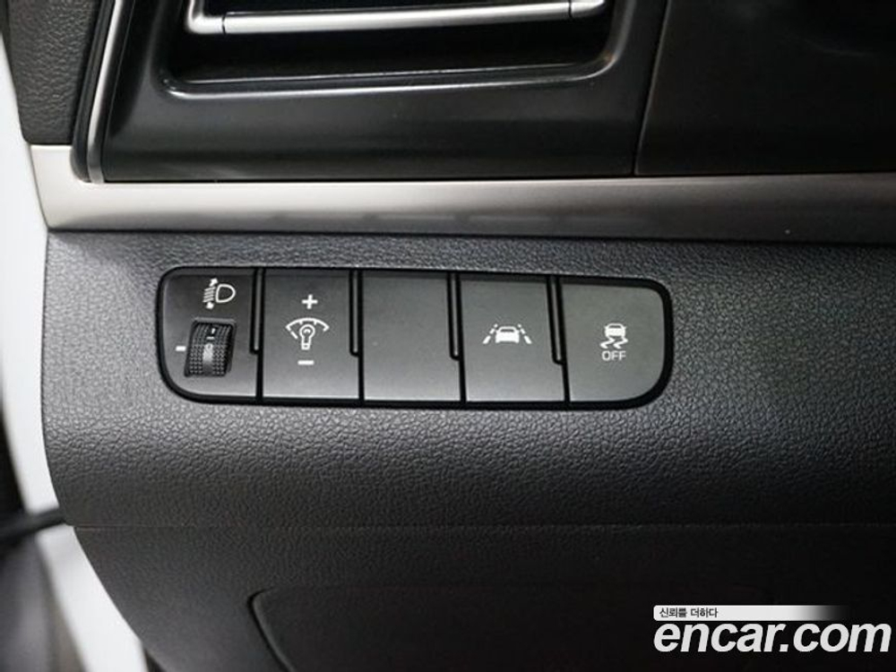 Hyundai The New Avante AD 1.6 (05.2020)