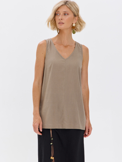 Удлиненный топ из льна с V-вырезом