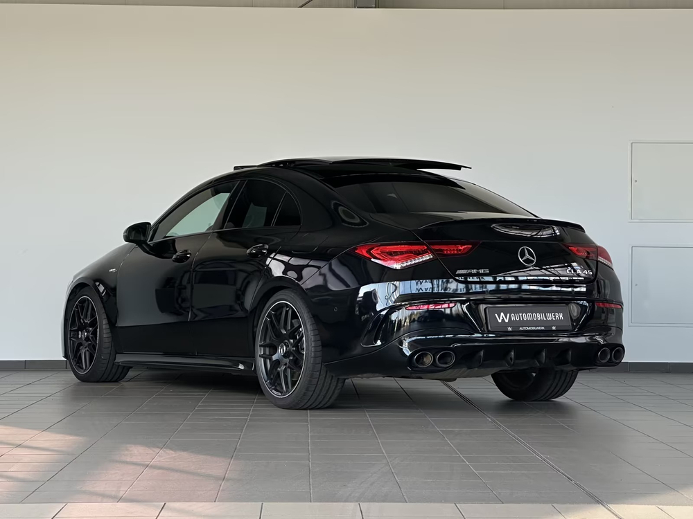 Mercedes-Benz CLA 45 AMG
