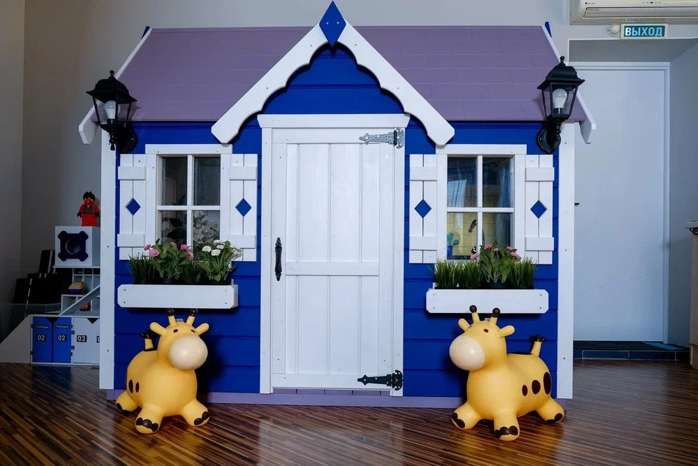 Домик для детской игровой комнаты