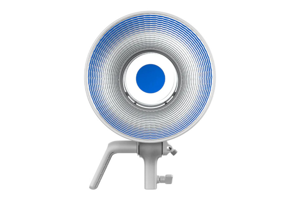 Светодиодный осветитель Aputure amaran 150c белый